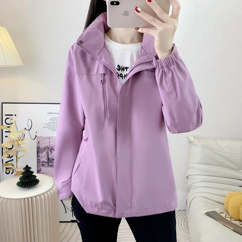 正品春秋户外薄款冲锋衣女防风防水运动休闲软壳透气登山服外套