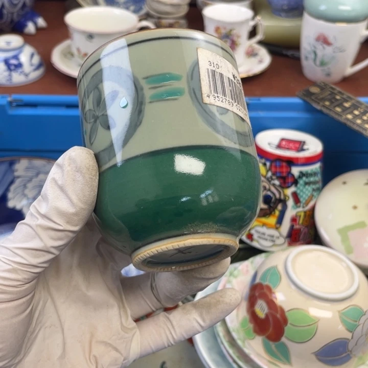 他家瓷器真美…开播了