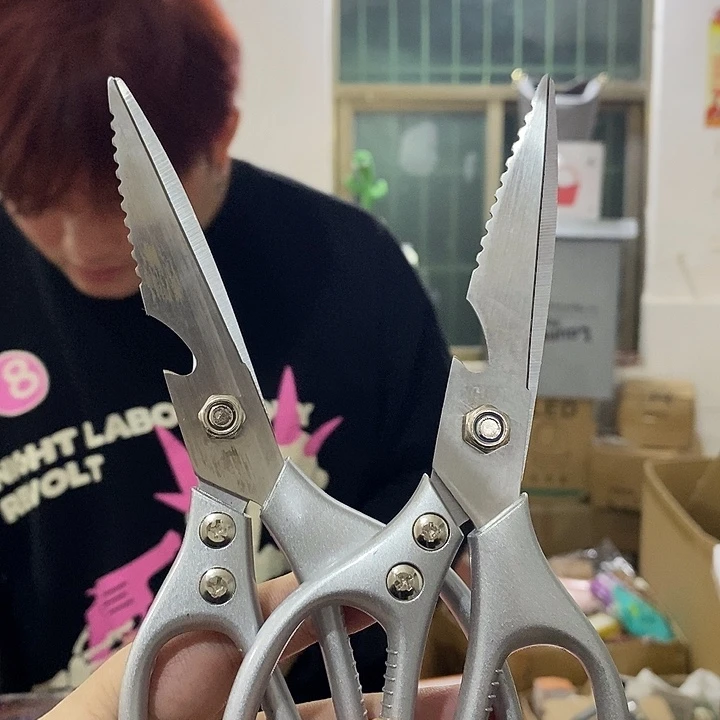 鸡骨剪鸡骨剪两把