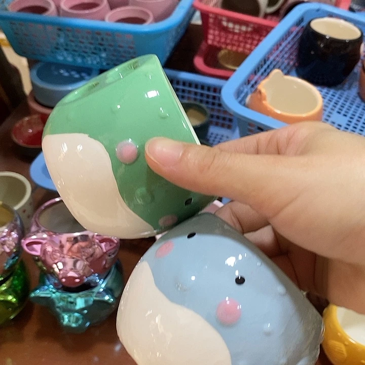 摆件陶盆有孔 瑕疵介意勿拍