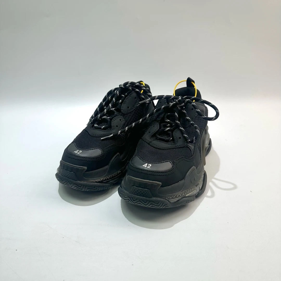 99新 Balenciaga/巴黎世家 42码 黑色Triple S老爹鞋 SY0892