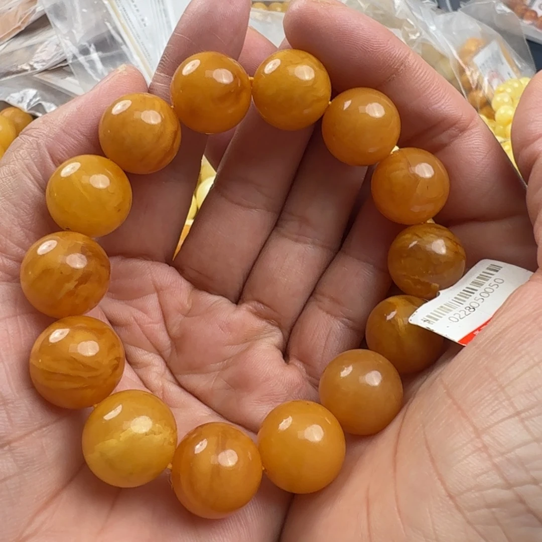 未镶嵌琥珀珠宝奇石