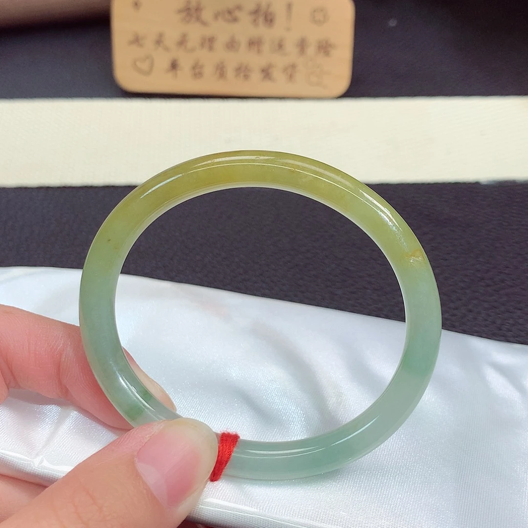 翡翠手镯未镶嵌478