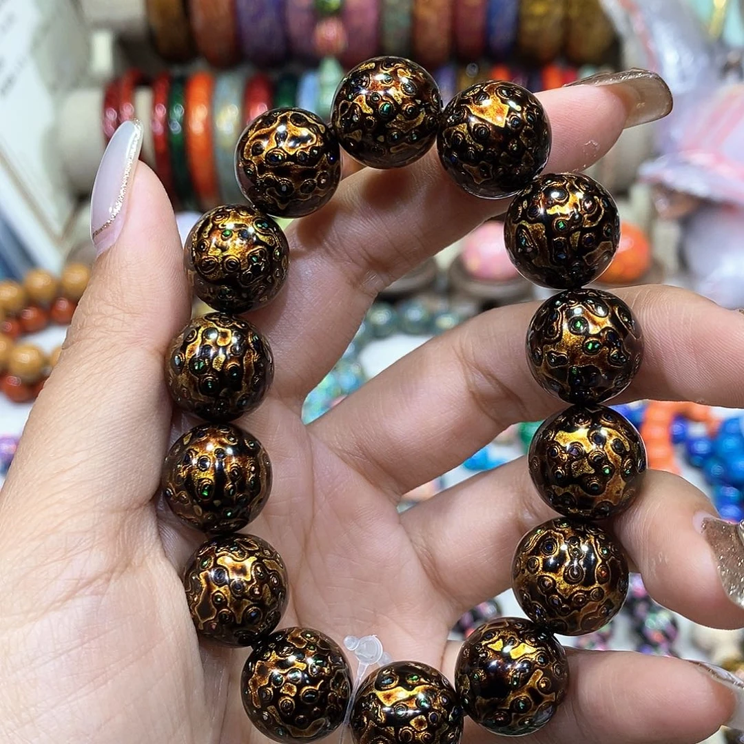 神匠大漆……………………………………