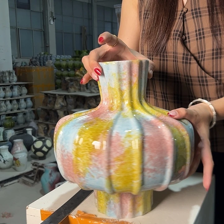 景德镇陶瓷花瓶微瑕介意勿拍