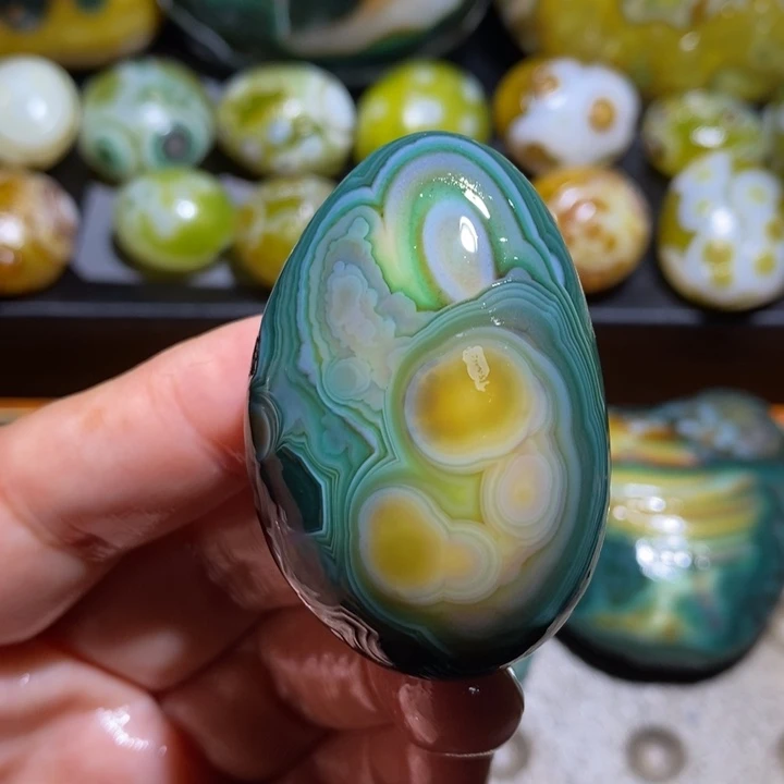 未镶嵌玛瑙/玉髓珠宝半成品82