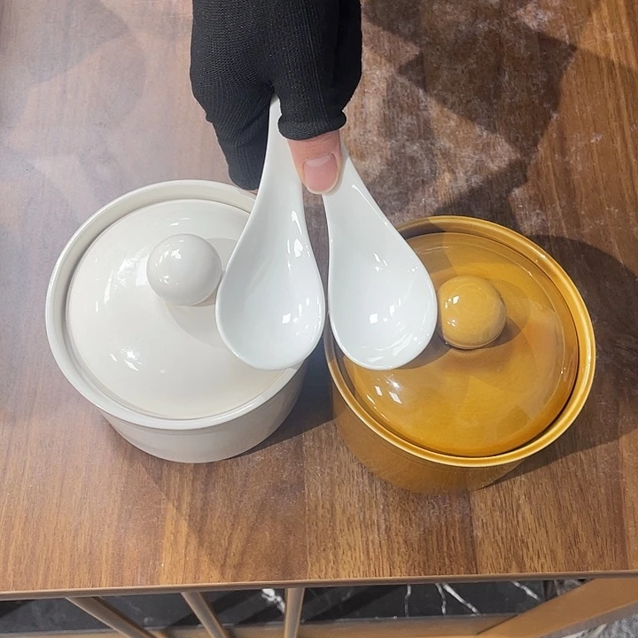白瓷餐盘餐盘餐哦