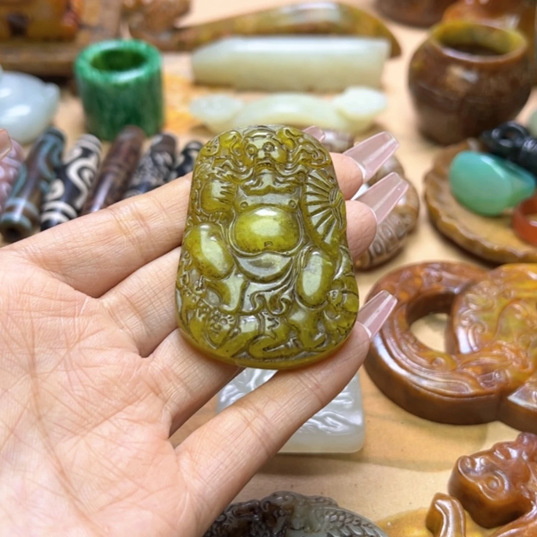 【闪购商品】蛇纹石玉颈饰未镶嵌