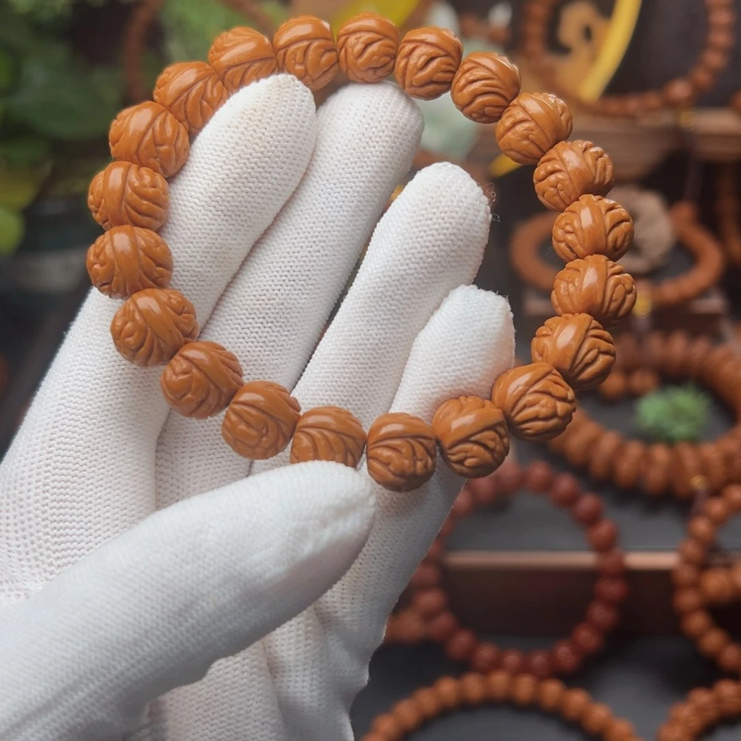 吊坠桃核1.3盘龙爆肚手串