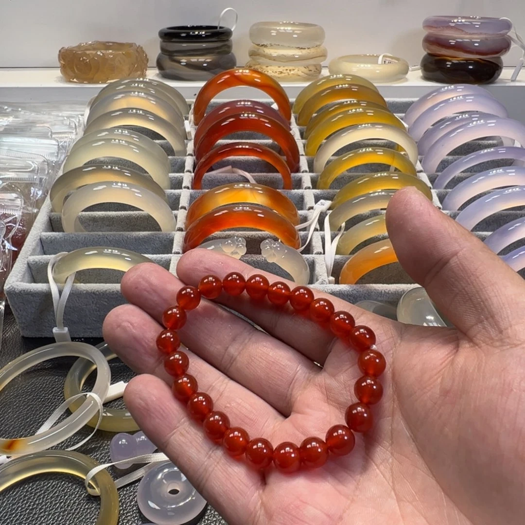 Ç***n玛瑙/玉髓未镶嵌手镯