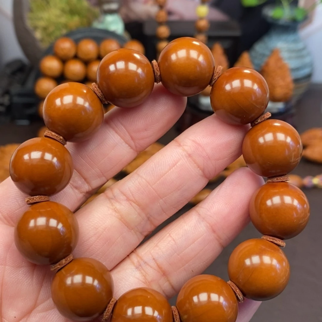 【闪购商品】橄榄核吊坠正圆光珠