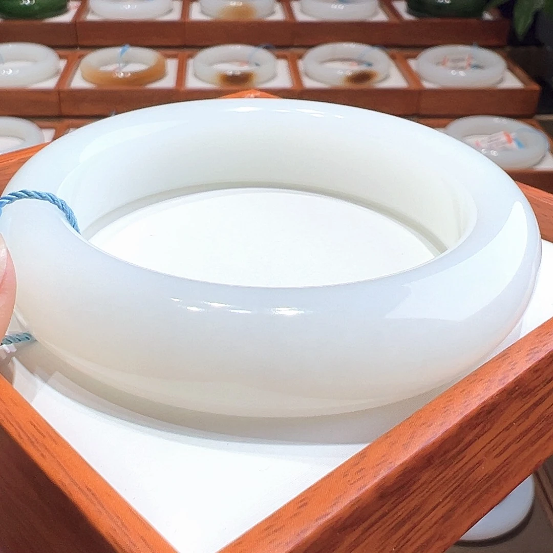 和田玉手镯5859未镶嵌