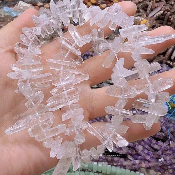 水晶珠宝半成品未镶嵌卡4-6白水晶柱子一条
