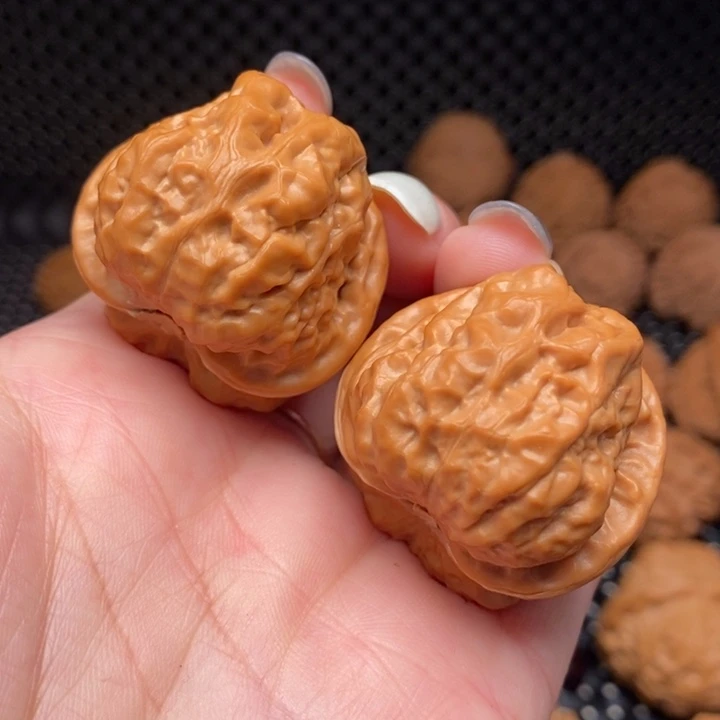 文玩核桃吊坠8蛙36肚38