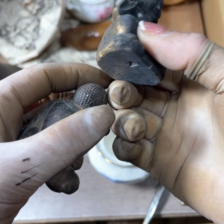 蓦****疼亿熙合 祝愿大家新年快乐