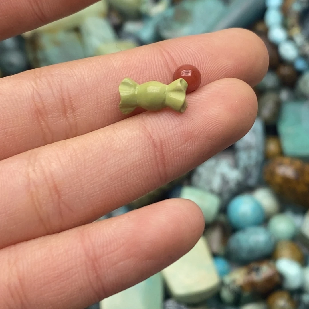 南红玛瑙未镶嵌珠宝奇石