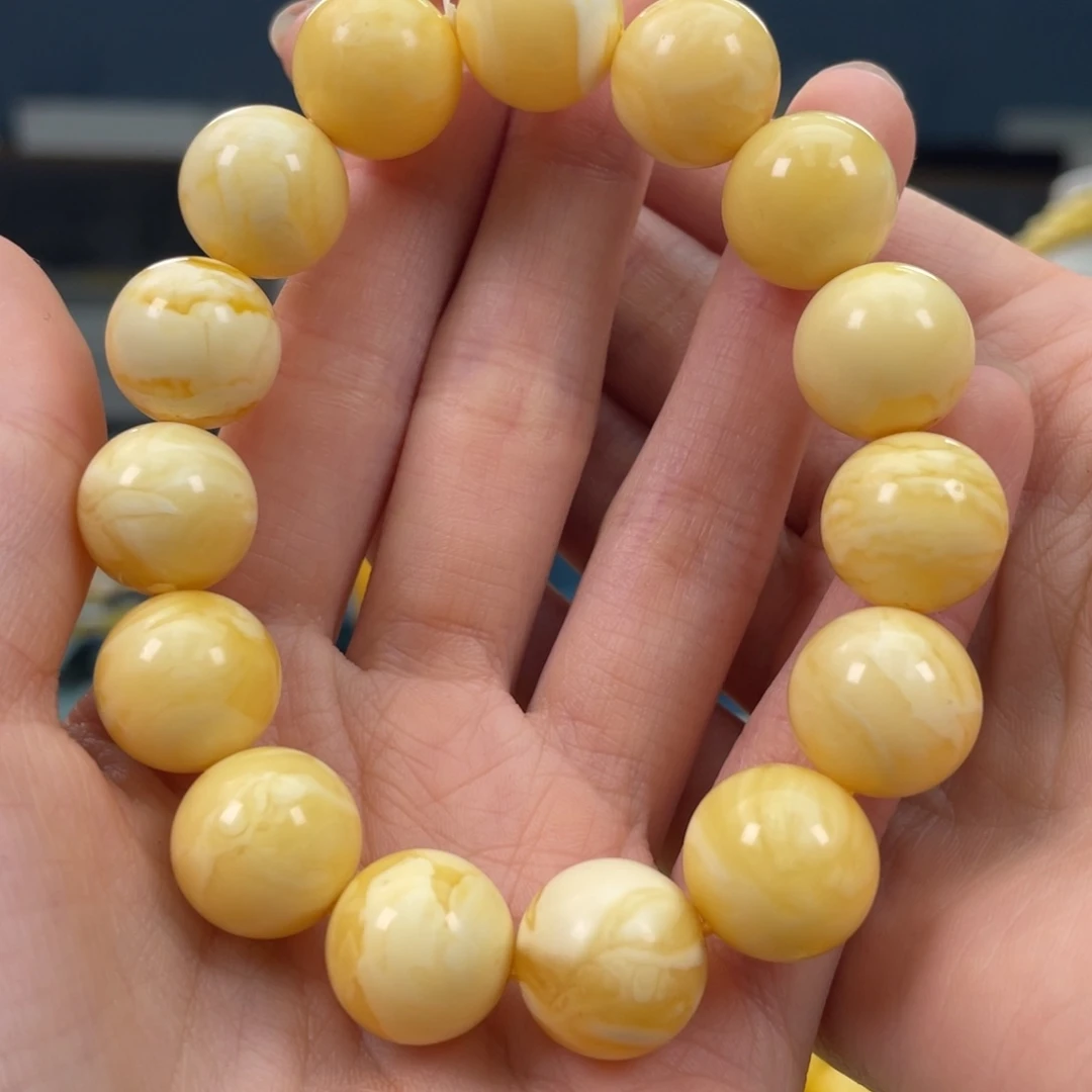 琥珀裸石未镶嵌琥珀