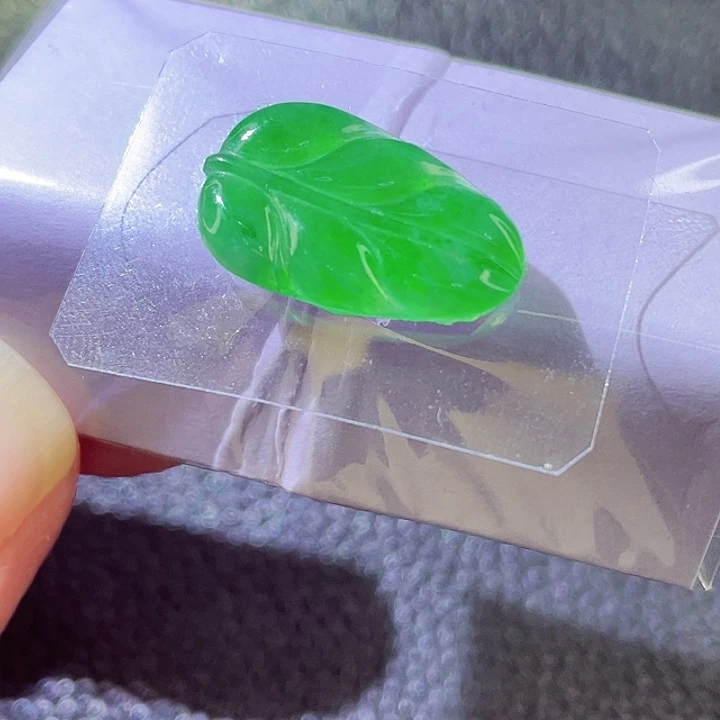 未镶嵌定制翡翠翡翠