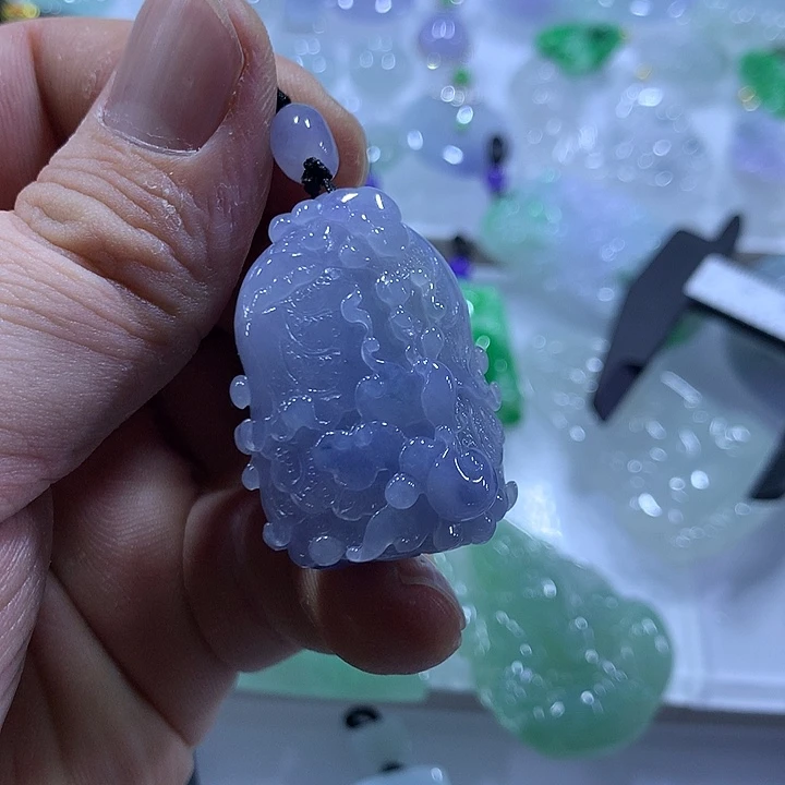 翡翠未镶嵌颈饰天然翡翠A货吊坠