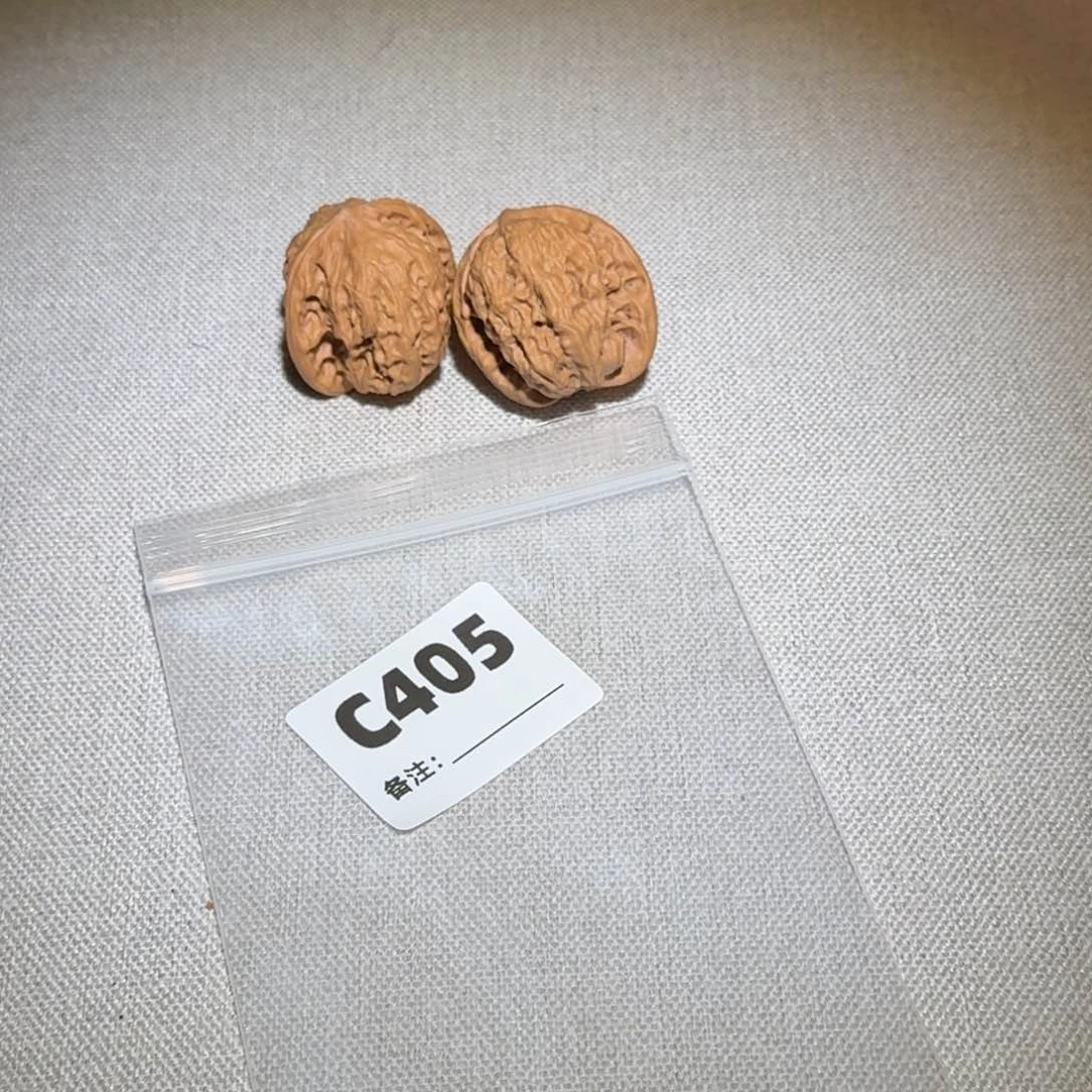 文玩核桃吊坠T****J野狼405