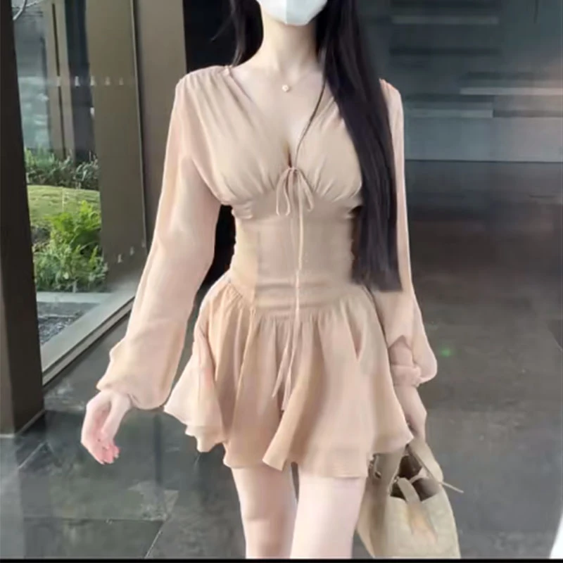 2025春季系带V领连衣裙 法式小个子掐腰裙韩系千金感穿搭长袖裙子