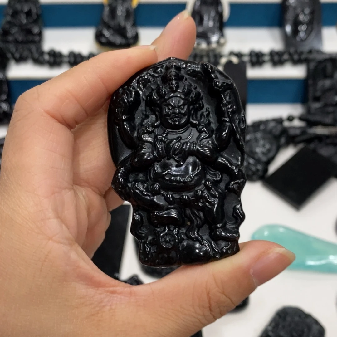 自***。蛇纹石玉未镶嵌吊坠吊坠吊坠吊坠