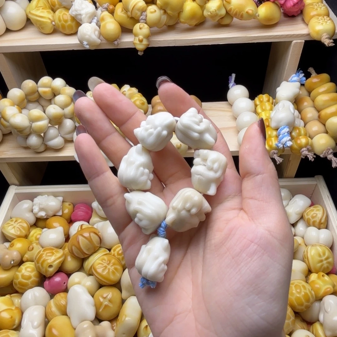 吊坠菩提根/象牙果瑕疵款