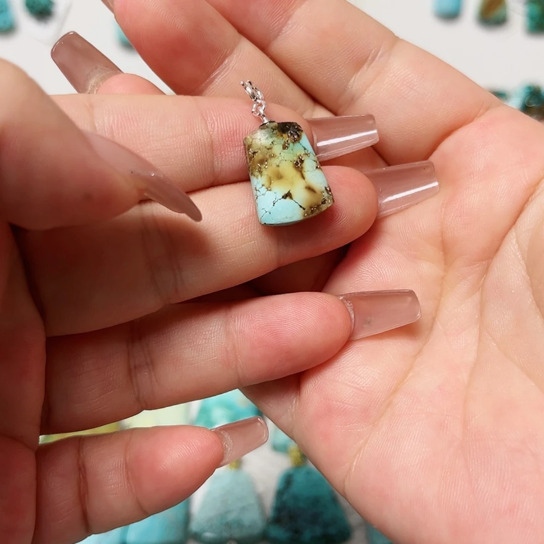 【闪购商品】未镶嵌南红玛瑙珠宝奇石