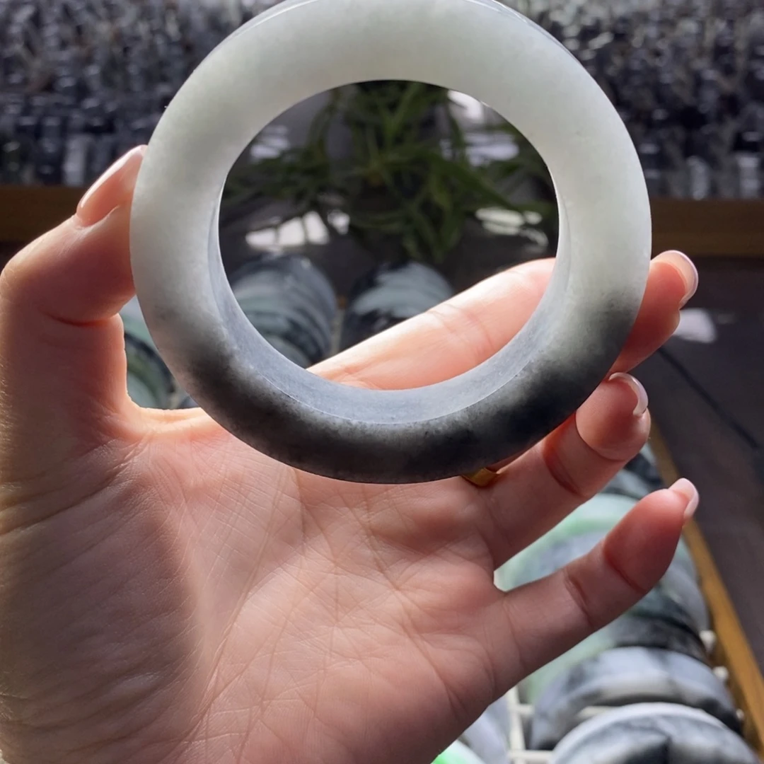 定制翡翠未镶嵌天然a货