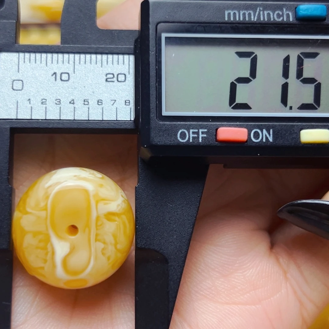 未镶嵌蜜蜡裸石21mm墩子 4.52g