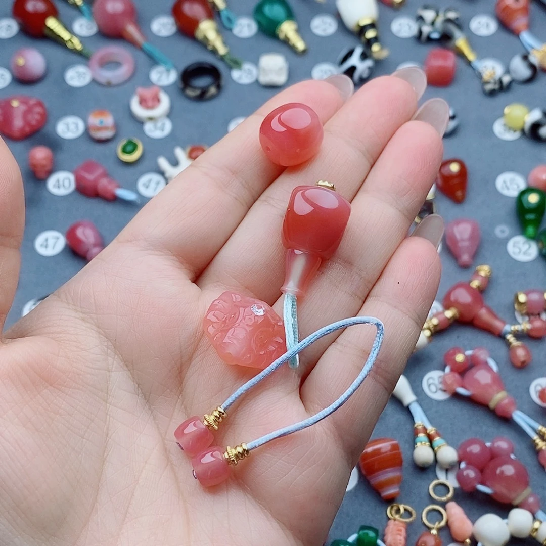 柒***儿玛瑙/玉髓未镶嵌饰品