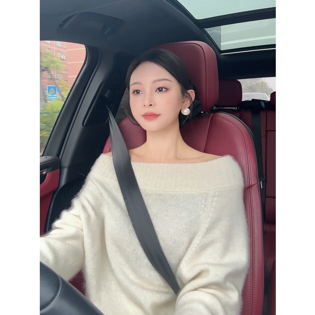 LZQ[白栀素雪]法式温柔气质奢柔一字肩针织长袖上衣XMZH10884