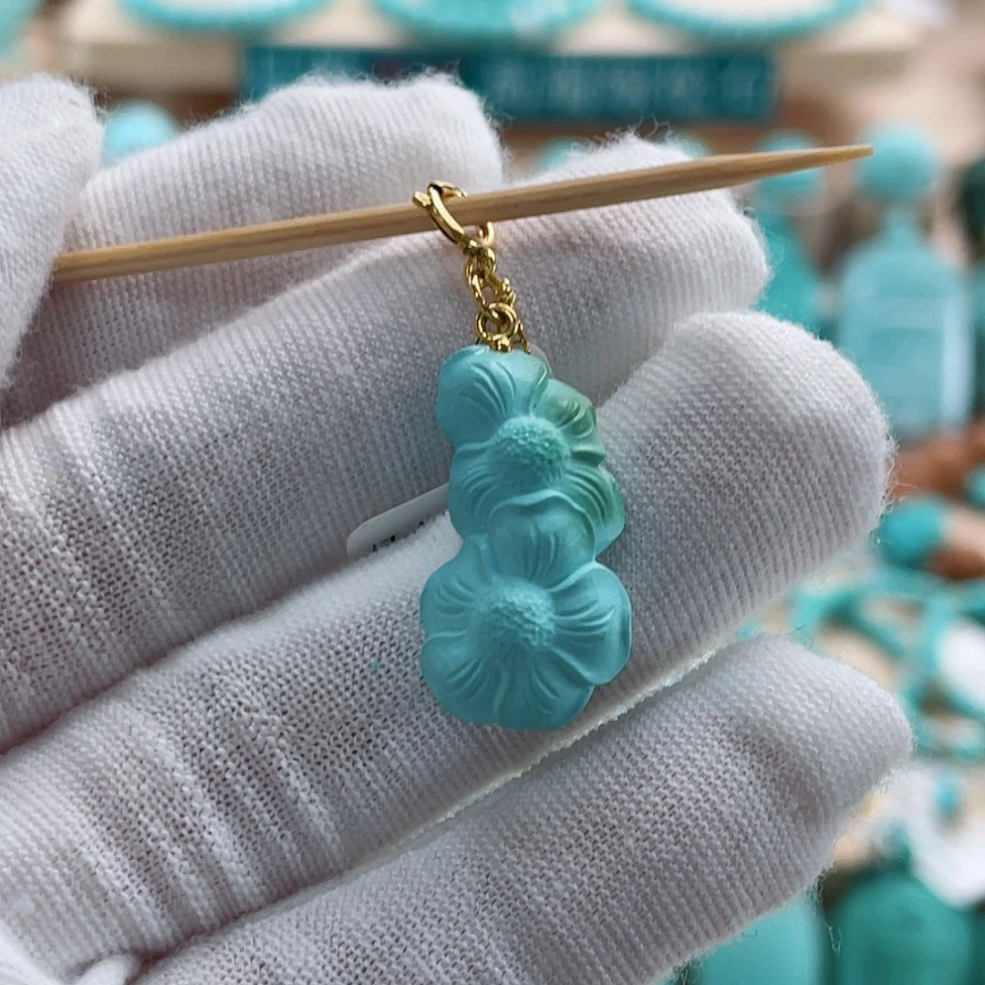 绿松石18K金镶嵌珠宝奇石