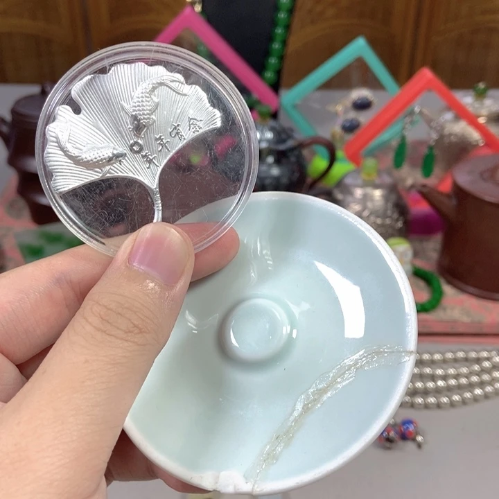 瓷片不会哈哈哈哈哈哈就哈哈吧