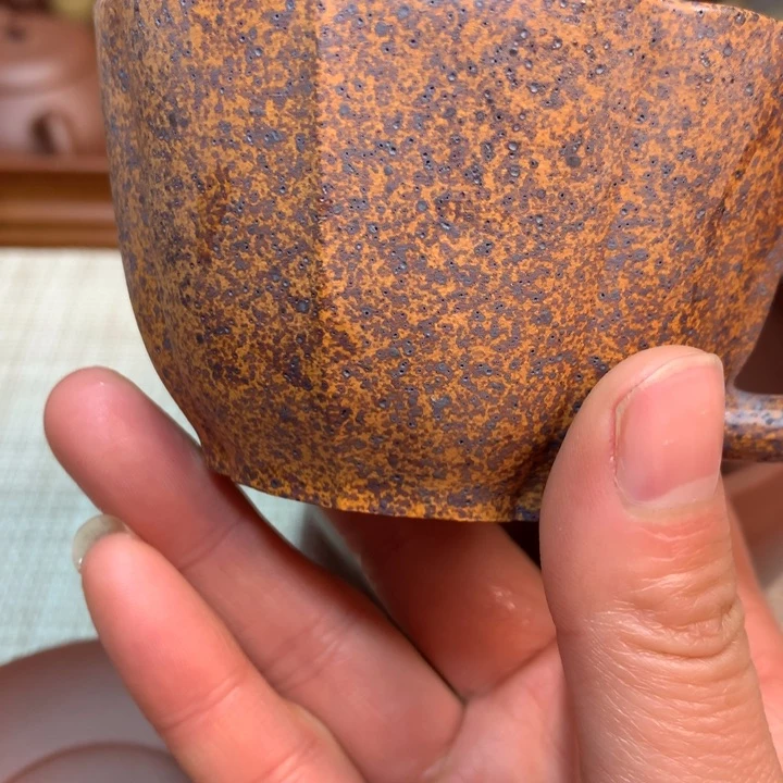 紫砂茶壶随***间宜兴原矿