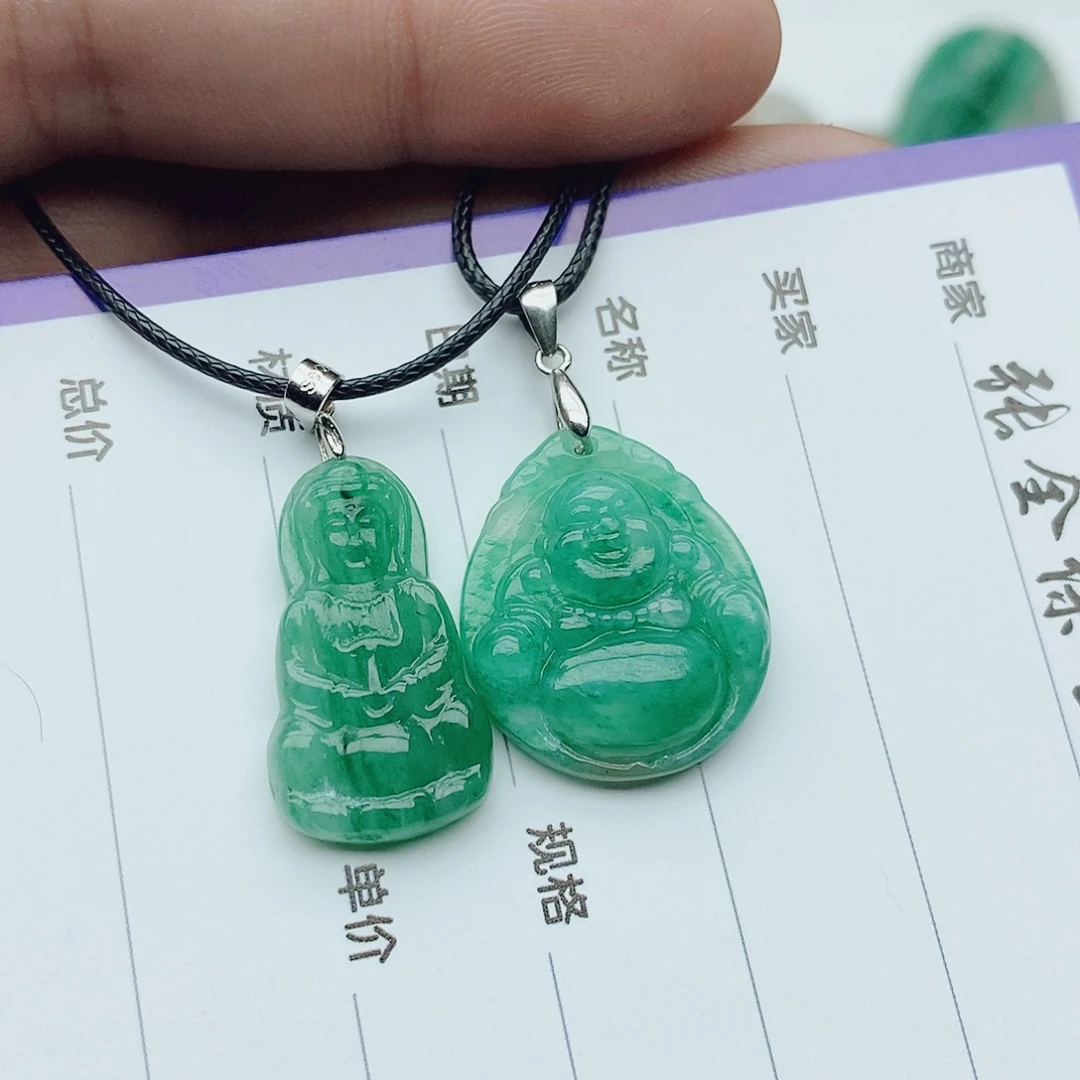 心***心独山玉未镶嵌颈饰