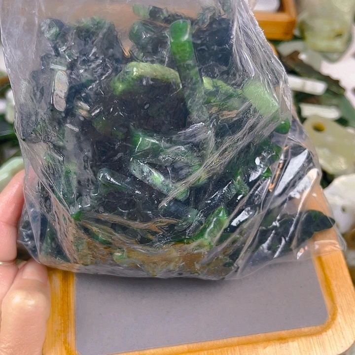 家***全和田玉（糖玉）未镶嵌珠宝半成品