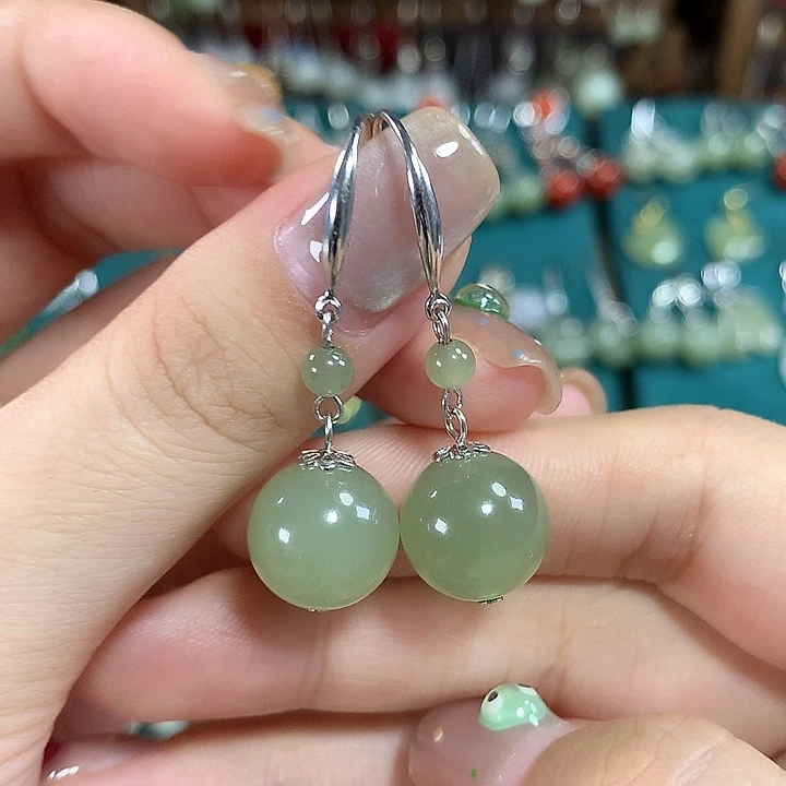 和田玉银S925镶嵌耳饰天然卡12mm左右冰晴水