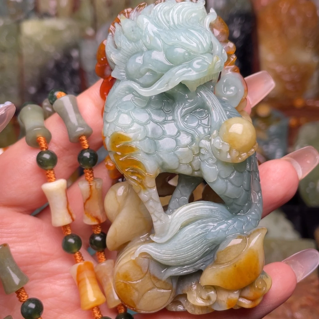 瑞***源蛇纹石玉未镶嵌颈饰
