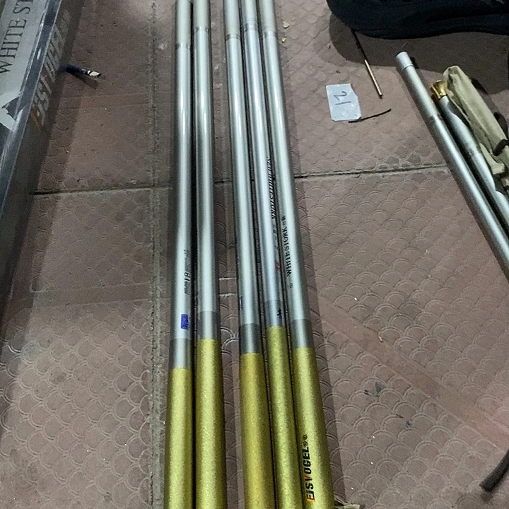 5.4米白鹤拼接鱼竿一根配节的瑕疵不足米介意不拍