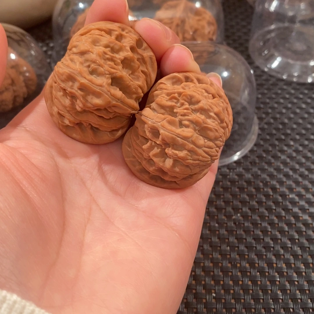 文玩核桃吊坠44全品正磨