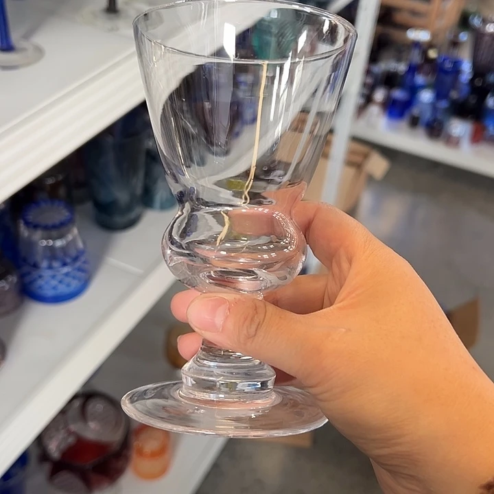 水晶玻璃平底款微瑕一个