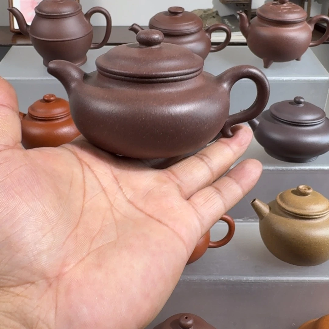 蟋***蟀茶壶紫砂宜兴紫砂瑕疵
