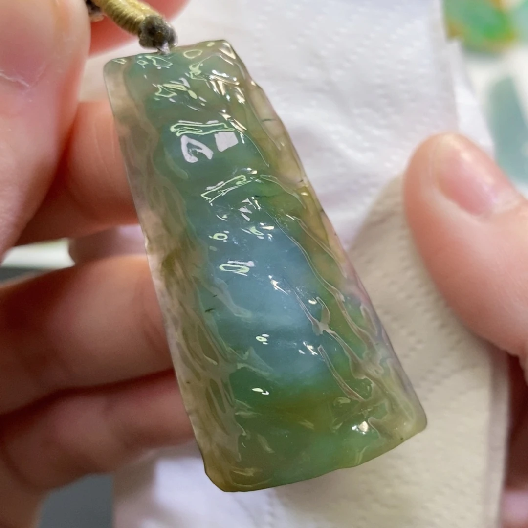 【闪购商品】翡翠吊坠(不含链)未镶嵌4253