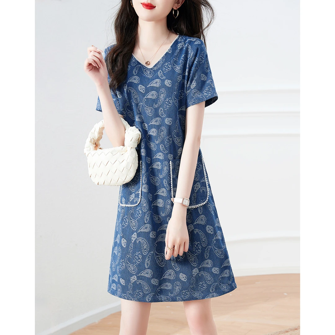 XWI/欣未2025夏款高级感时尚显瘦气质简约百搭减龄牛仔连衣裙7549