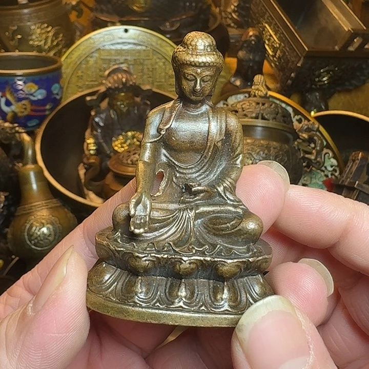 铜器摆件收收藏藏