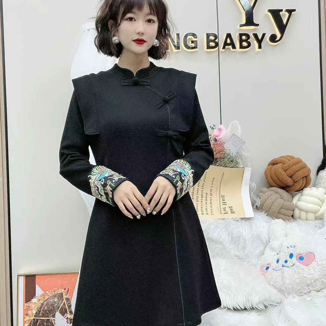 YY大码（国风）新中式刺绣收腰显瘦气质复古遮肚百搭连衣裙