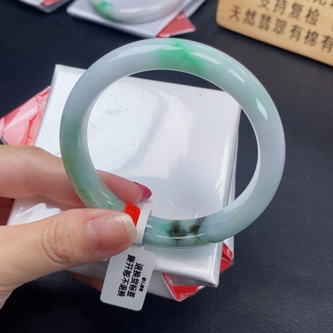 【闪购商品】未镶嵌手镯翡翠54圈口白底青