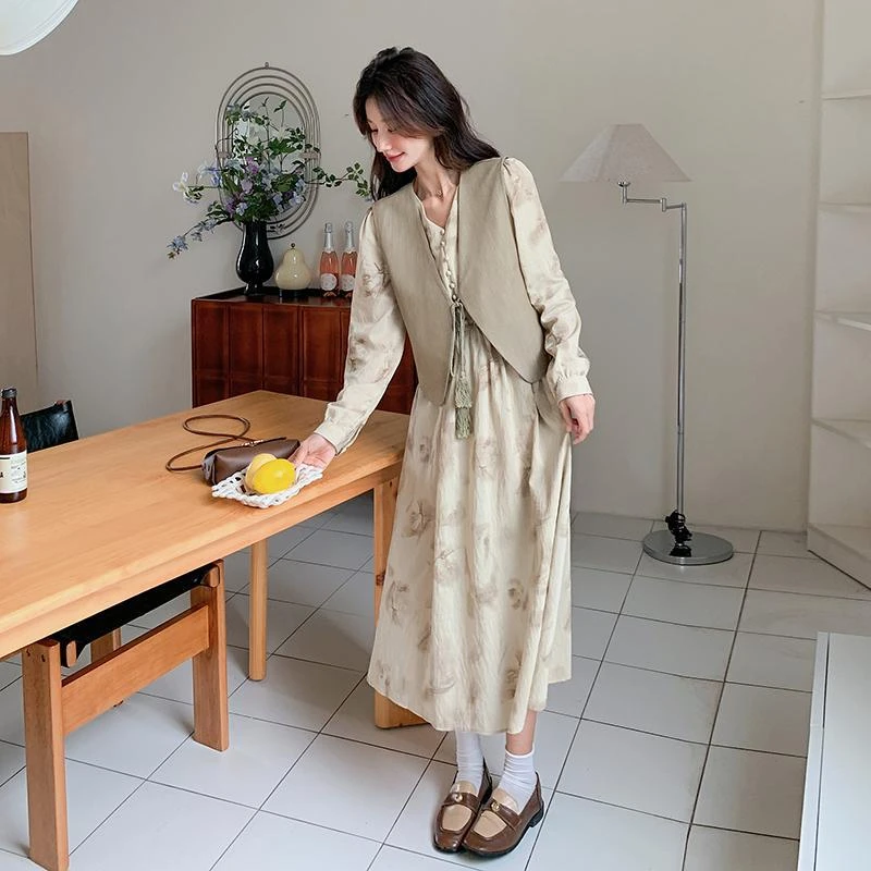 晕染碎花马甲套装连衣裙女春秋高级感流行超好看两件套时尚洋气