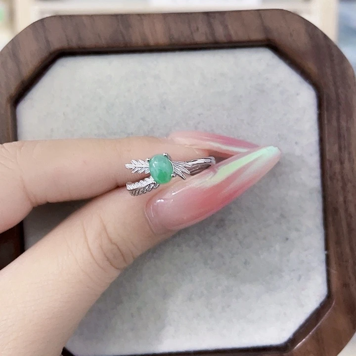 翡翠未镶嵌颈饰天然翡翠Ａ货